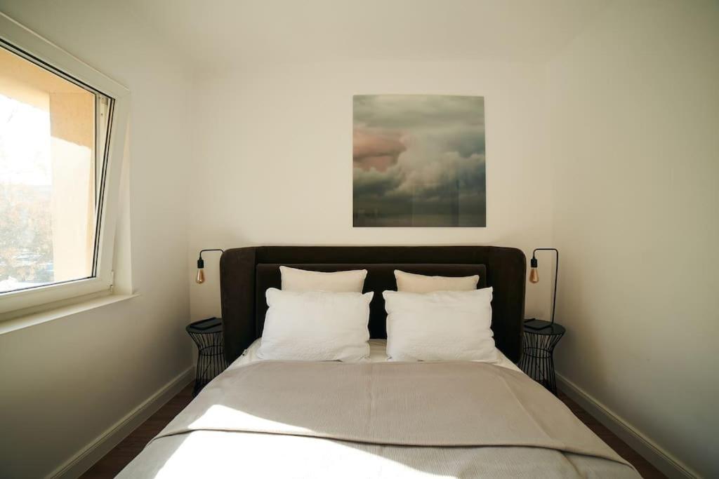 Ultracentral Two Rooms Apartment In บูคาเรสต์ ภายนอก รูปภาพ